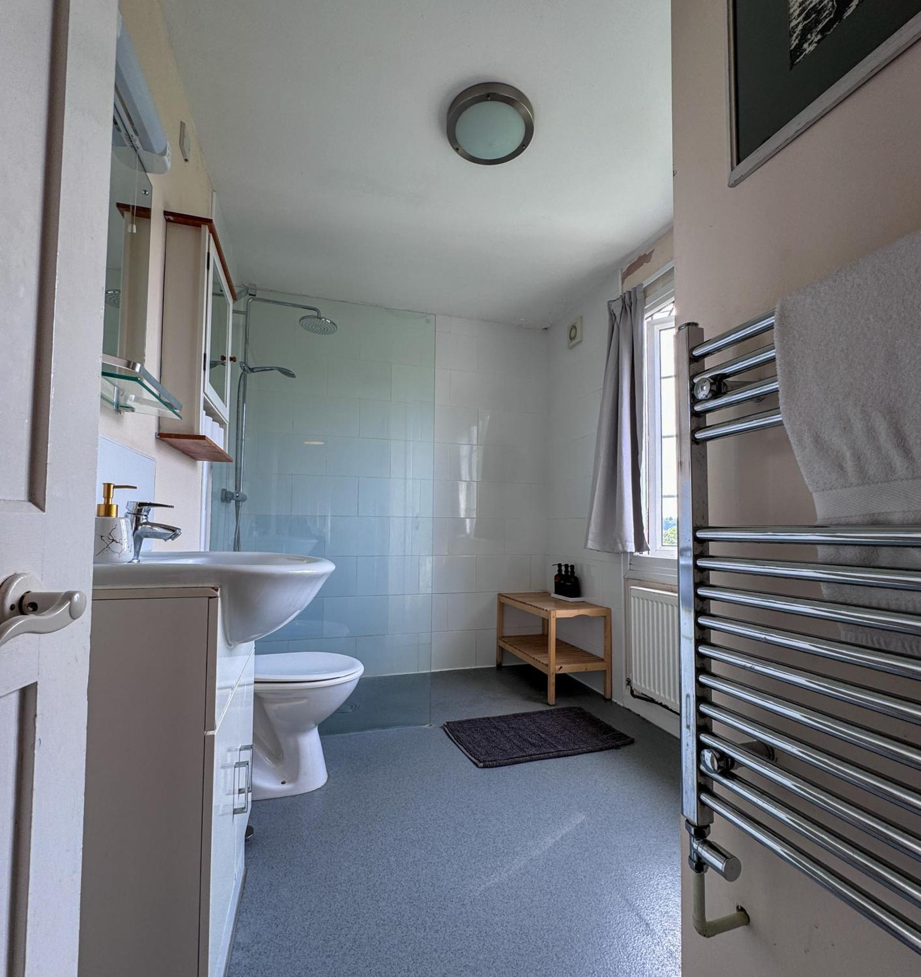Spacious Home In Bath, Nature And City! Exteriör bild